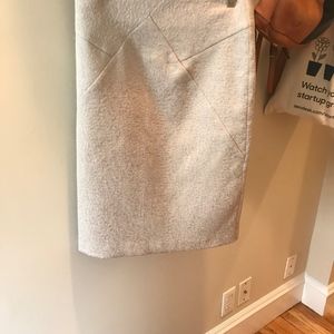 Reiss Skirts - Reiss gold / off-white pencil skirt (size 4 USA) Reiss Skirts - Reiss gold / off-white pencil skirt (size 4 USA)